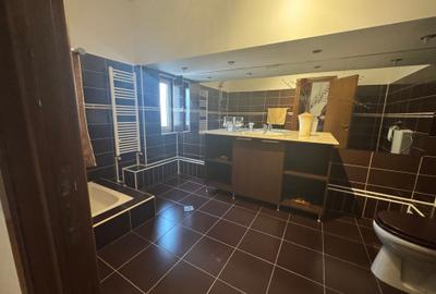 Apartament cu 3 camere decomandat, mobilat în Central - 7