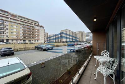 Apartament cu 2 camere semidecomandat, mobilat în Tractorul - 4