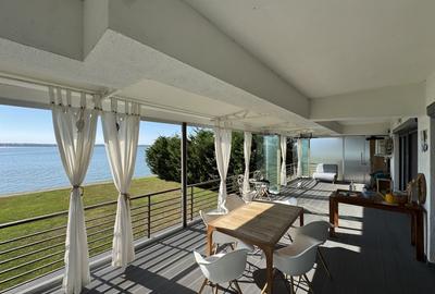 Superb | Locuinta langa lac, cu terasa, peluza si ponton - 24