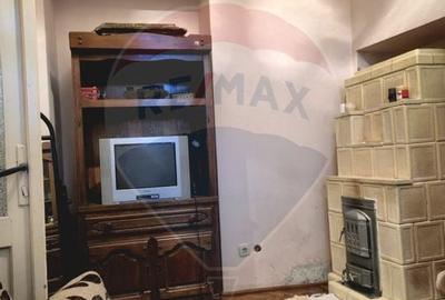 Casă cu 5 camere cu Teren 809 Mp în Central - 12