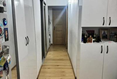 Apartament cu 3 camere decomandat în Lipovei - 10