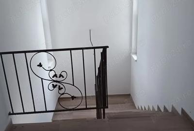 Casă cu 4 camere cu Teren 310 Mp în 1 Decembrie - 1