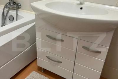 Apartament cu 3 camere semidecomandat în Florești - 3