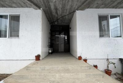 Casă cu 1 camere cu Teren 432 Mp în Podari - 1