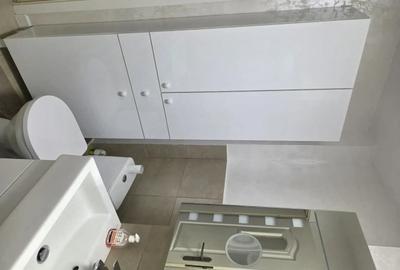 Apartament cu 3 camere decomandat în Craiovița Nouă - 2