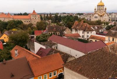 Spațiu comercial, de 155 mp, în Central - 9