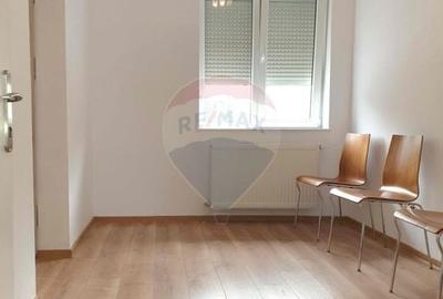 Spațiu birouri în casă, 100 mp, zona regiunilor, lângă Gară - 5