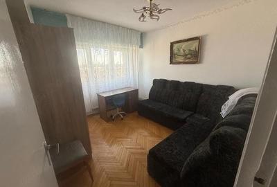 Apartament cu 2 camere decomandat în Micro 16 - 2