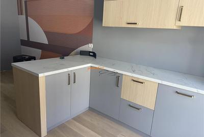 Garsonieră decomandată în Central