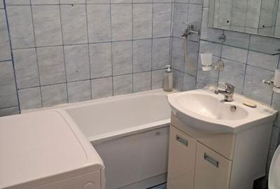 Garsonieră decomandată în Apărătorii Patriei - 2