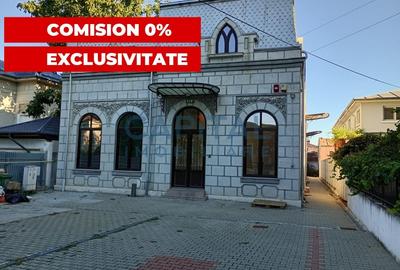 CLADIRE CU ARHITECTURA EMBLEMATICA - FOST SEDIU INTEL - 1