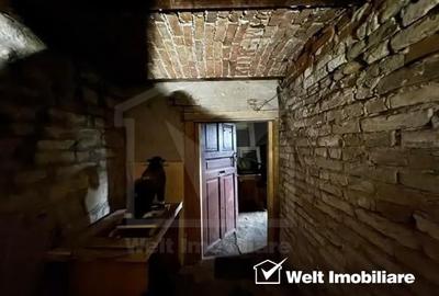 Oportunitate de investitie pe str. Paris, boxa 20 mp - 4