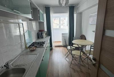 Apartament cu 2 camere decomandat în Faleza Nord - 4