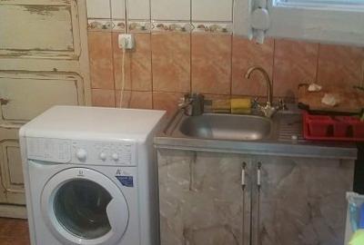 Casă individuală cu 4 camere cu Canalizare în Broșteni - 9