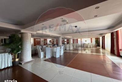Spațiu comercial, de 1,850 mp, în Central - 14