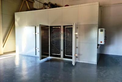 Spațiu industrial, de 700 mp, în Piscu - 11