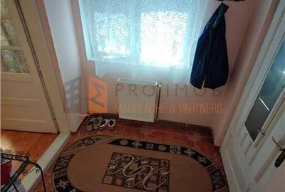 Casa tip parter si teren 1750 mp in zona Transilvaniei - 2