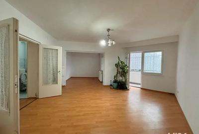 Ap.4 camere etj 1 b-dul Decebal - 1