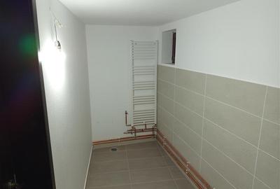 Casă individuală cu 20 camere cu Canalizare în Socolari - 17