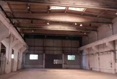 Spațiu comercial, de 1,200 mp, în Titan - 3