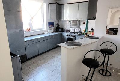 De Inchiriat Apartament 5 Camere Sector 2 De Inchiriat Apartament 5 Camere Sector 2 - 2