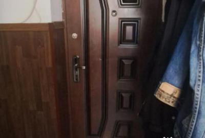 Apartament cu 3 camere semidecomandat în Valea Rosie