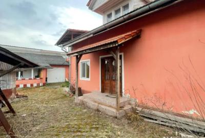 Casă cu 5 camere cu Teren 2270 Mp în Colțirea - 4