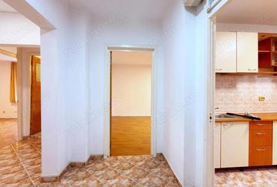 Apartament cu 3 camere decomandat în Tei - 19