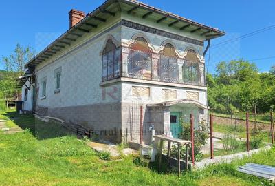 Casă individuală cu 4 camere cu Canalizare în Băiculești - 2