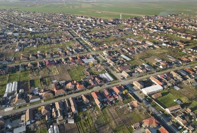 Teren de 1680 mp, în Curtici