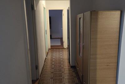 Apartament cu 3 camere decomandat în Central - 8