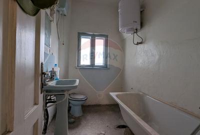 Casă cu 11 camere cu Teren 330 Mp în Iancului - 24
