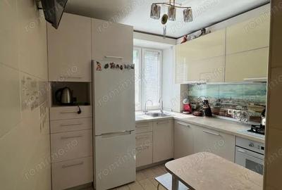 Apartament cu 2 camere decomandat în Sebastian - 2