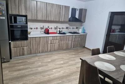 Casă cu Teren 1010 Mp în Micești - 11