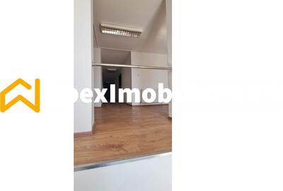 Spațiu comercial, de 550 mp, în Central - 28