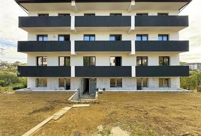 Apartament cu 3 camere decomandat în Bucium