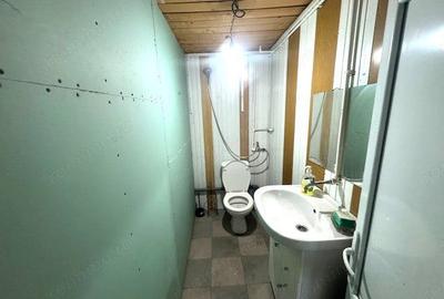 Spațiu comercial, de 143 mp, în Central - 7