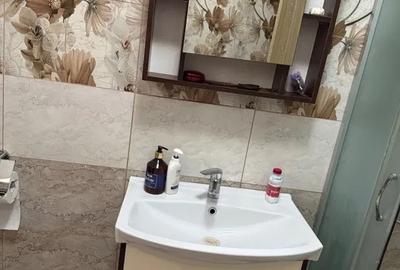 Apartament cu 2 camere decomandat în Lazu - 5