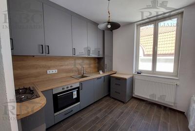 Apartament  in vila pe strada Emil Racovita