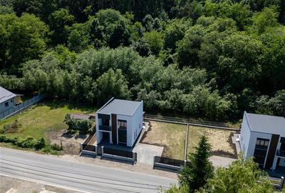 Casă cu 3 camere cu Teren 375 Mp în 9 Mai - 3