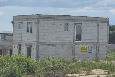 Casă cu 4 camere cu Teren 350 Mp în Iorga - 8