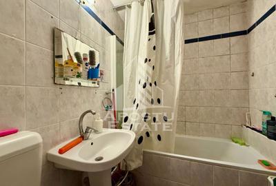 Apartament cu 3 camere semidecomandat, mobilat în Lunei - 12