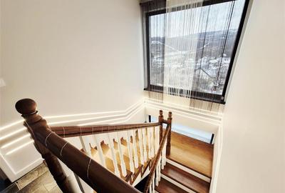 Casă cu 6 camere cu Teren 980 Mp în Bârnova - 8