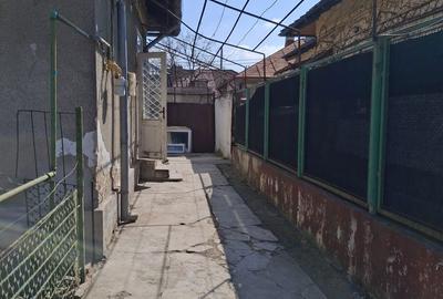 Casă cu 2 camere decomandat cu Teren 185 Mp în Giulești - 20