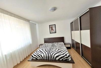 De vanzare Apartament 3 camere in Vila, Aparatorii Patriei, sector 4 - 5