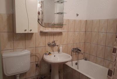 Garsonieră decomandată în Central - 2