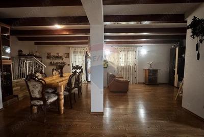 Casa +teren de vanzare in Bacau, pozi?ie excelenta la E85 - 3