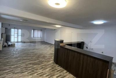 Casă cu 3 camere cu Teren 350 Mp în Nucet