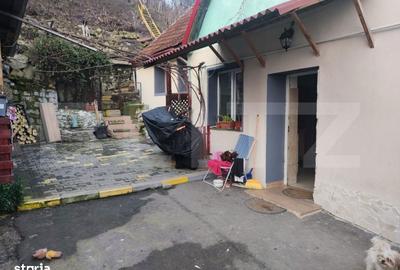 Casă cu 3 camere cu Teren 700 Mp în Central - 2