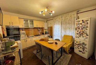 Apartament cu 3 camere semidecomandat, mobilat în 1 Mai - 4